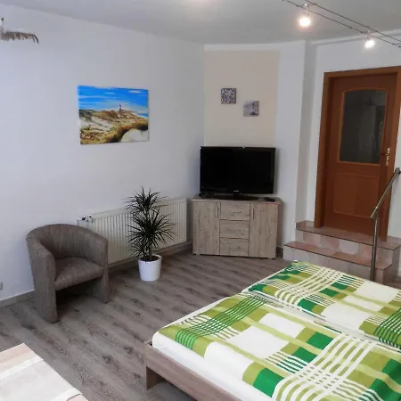 Ferienwohnung Ole Апартаменты Вольгаст